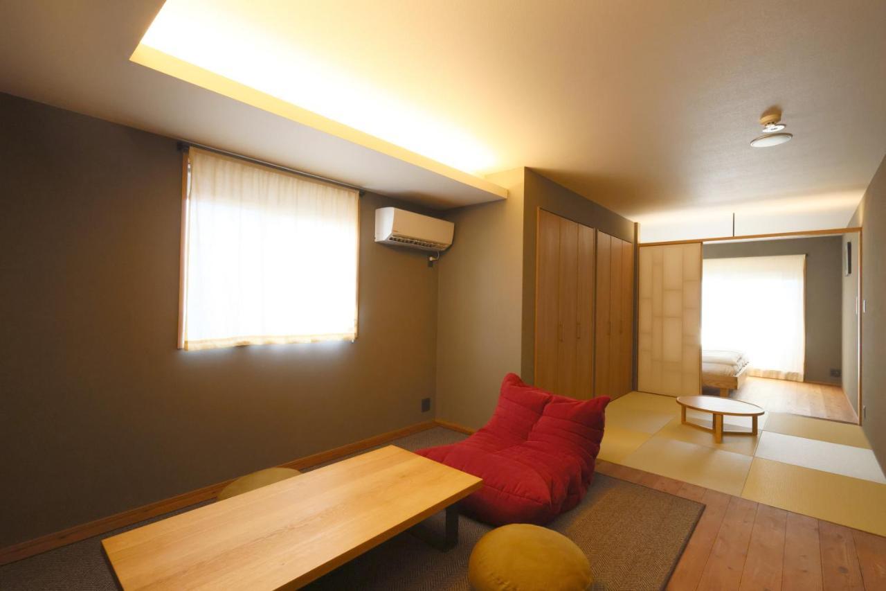 Neon Hotel - Luxury Sleep Retreat - Kanazawa Bagian luar foto