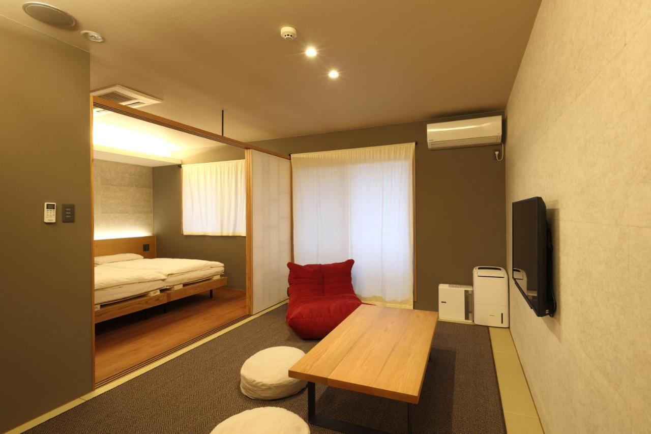 Neon Hotel - Luxury Sleep Retreat - Kanazawa Bagian luar foto